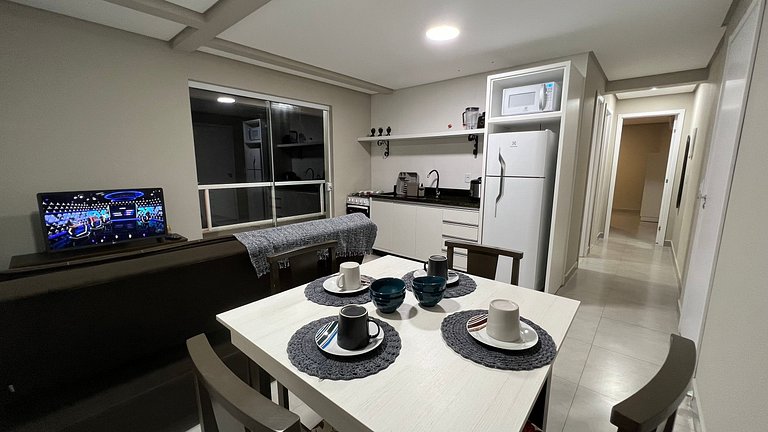 Apartamento 2 dormitórios para 4 pessoas em Bombinhas - Resi