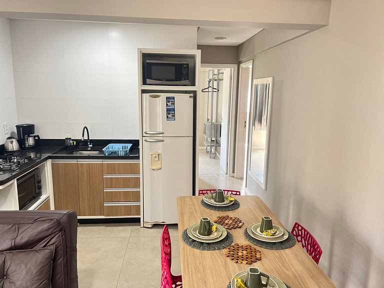 Apartamento 2 dormitórios e 2 wc para 4 pessoas em Bombinhas