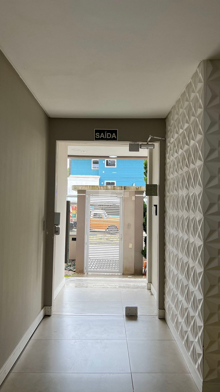 Apartamento 2 dormitórios e 2 wc para 4 pessoas em Bombinhas