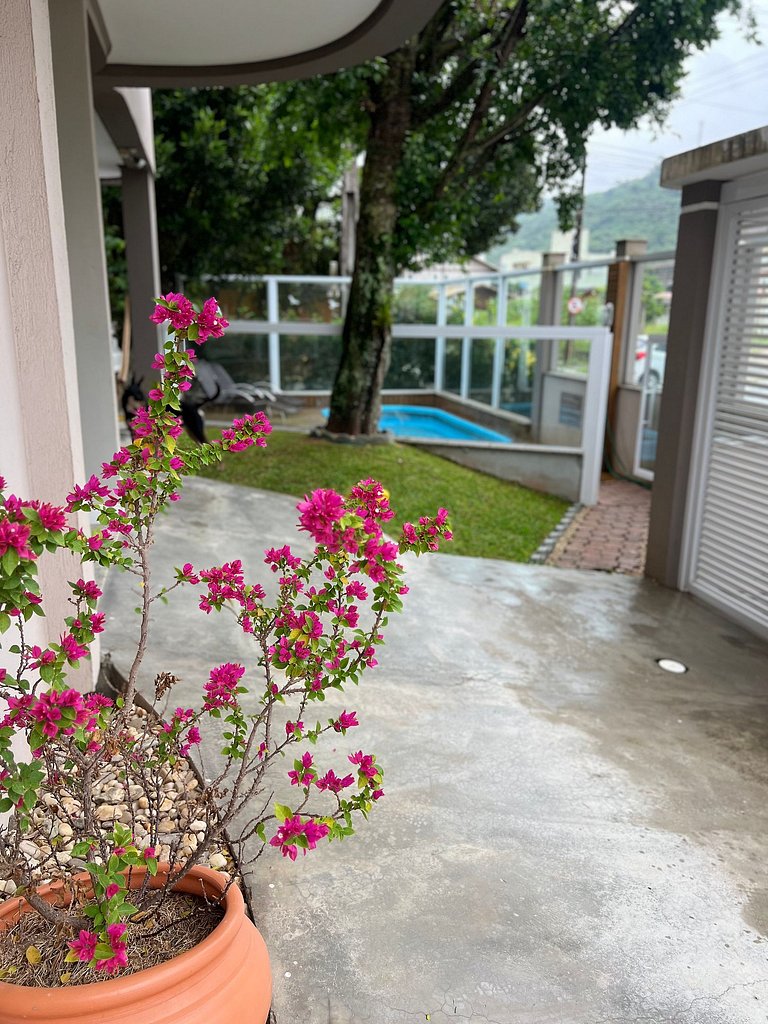 Studio para 4 pessoas em Bombinhas - Residencial Tia Dilma 0