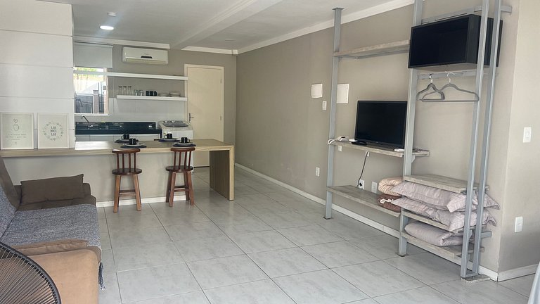 Studio para 4 pessoas em Bombinhas - Residencial Tia Dilma 0