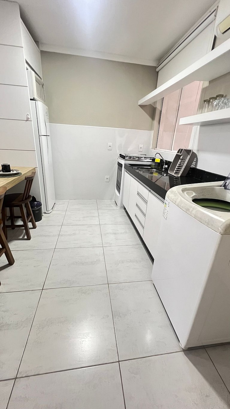 Studio para 4 pessoas em Bombinhas - Residencial Tia Dilma 0