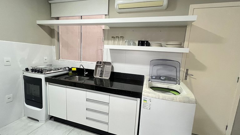 Studio para 4 pessoas em Bombinhas - Residencial Tia Dilma 0