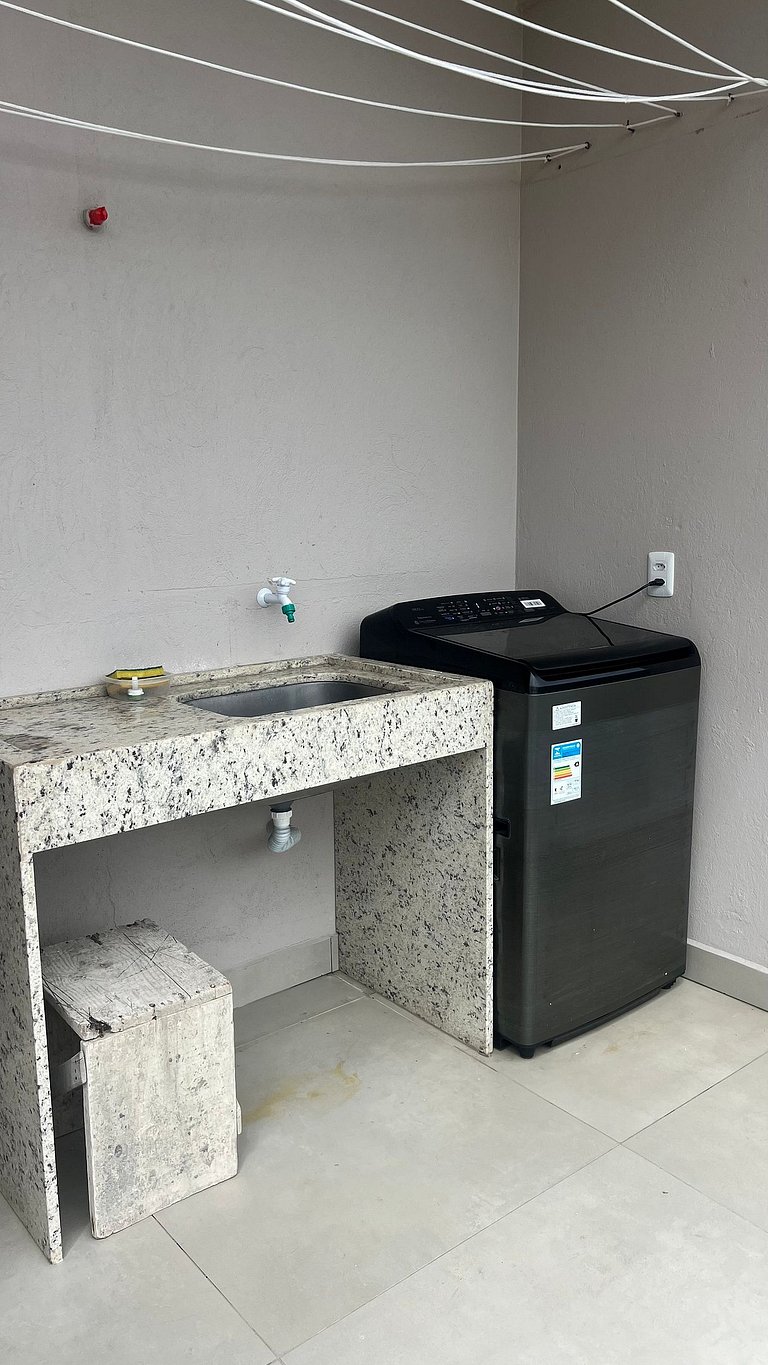 Apartamento 2 dormitórios e 2 wc para 4 pessoas em Bombinhas